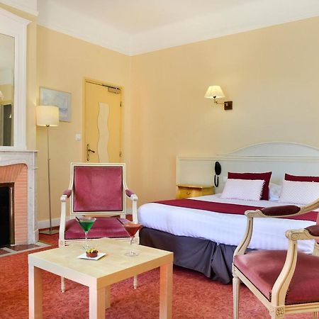 Logis Hotel Restaurant Le Parc Salbris Esterno foto