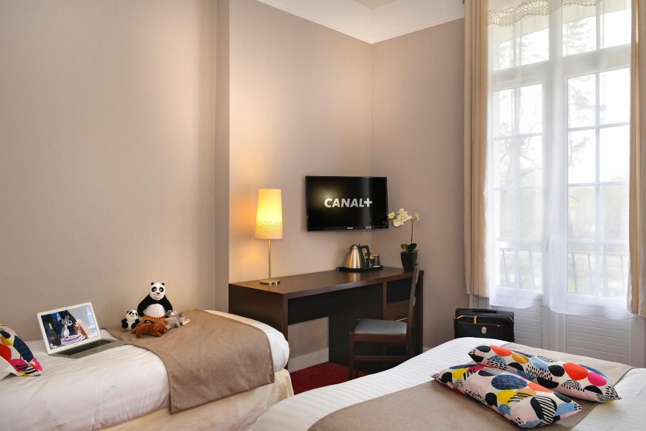 Logis Hotel Restaurant Le Parc Salbris Esterno foto