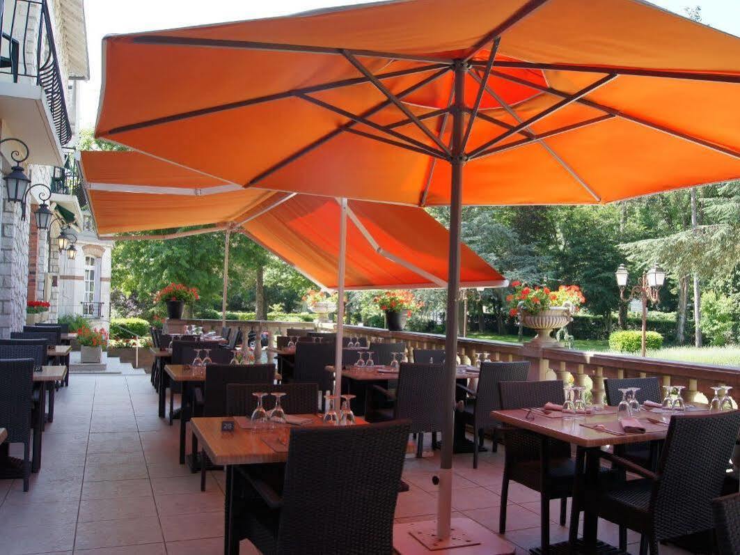 Logis Hotel Restaurant Le Parc Salbris Esterno foto