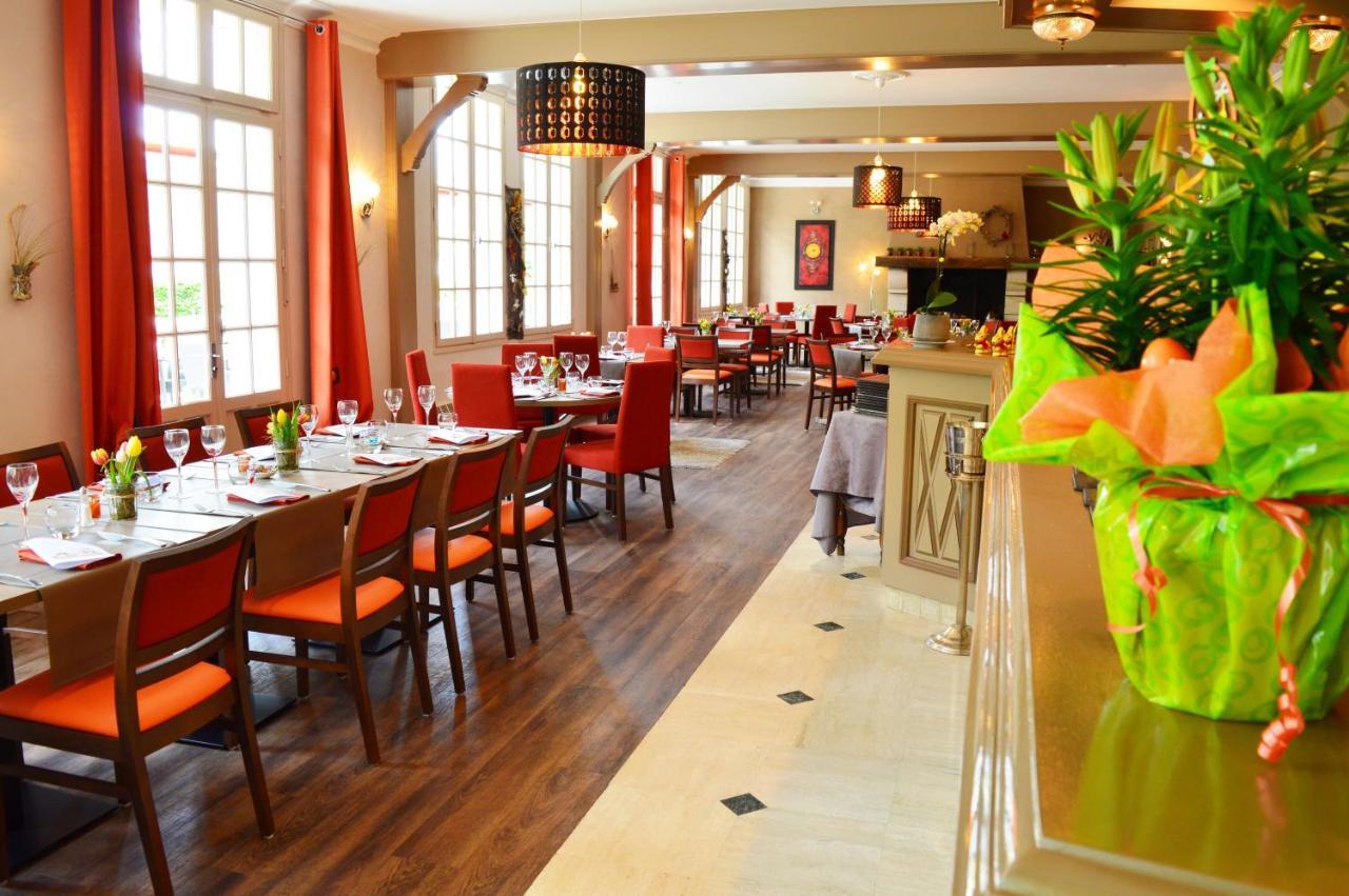 Logis Hotel Restaurant Le Parc Salbris Esterno foto